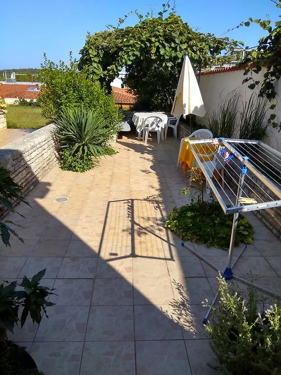 Suran Apartments Póla